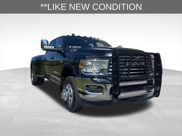 2019 RAM 3500 Longhorn Crew Cab 4x4 8 Box
