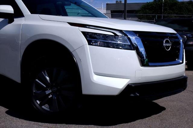 2022 Nissan Pathfinder SV 2WD 2022 Nissan Pathfinder SV 2WD