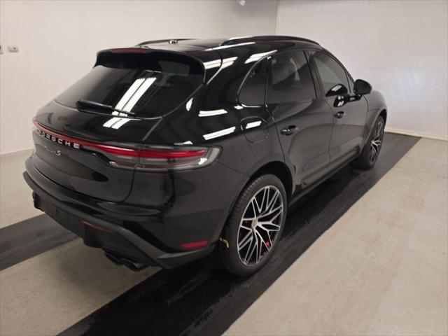 2022 Porsche Macan S