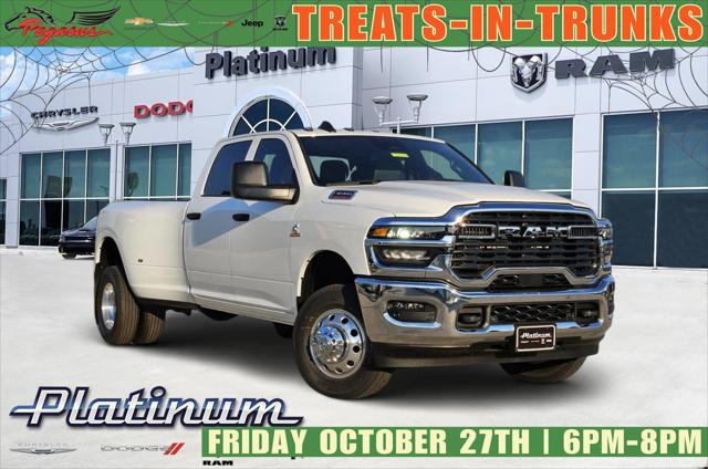 2026 RAM Ram 3500 RAM 3500 TRADESMAN CREW CAB 4X4 8 BOX
