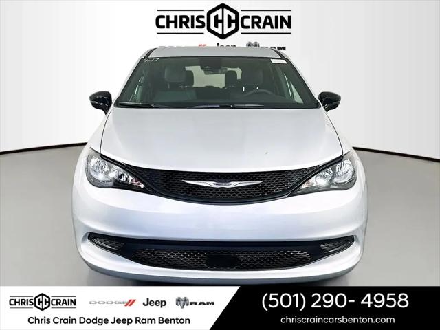 2026 Chrysler Voyager LX
