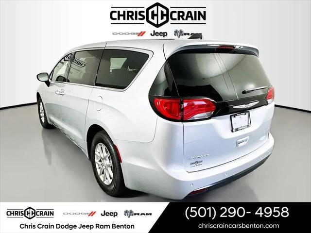2026 Chrysler Voyager LX