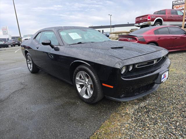 2017 Dodge Challenger SXT 2017 Dodge Challenger SXT