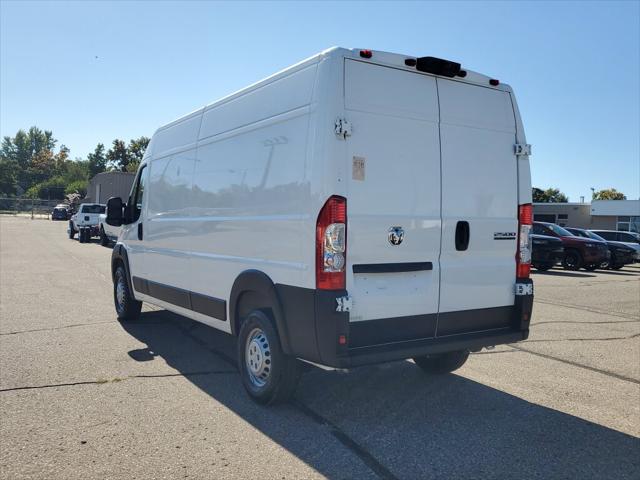 2025 RAM ProMaster 2500 Cargo Van Tradesman High Roof 159 WB w/Pass Seat
