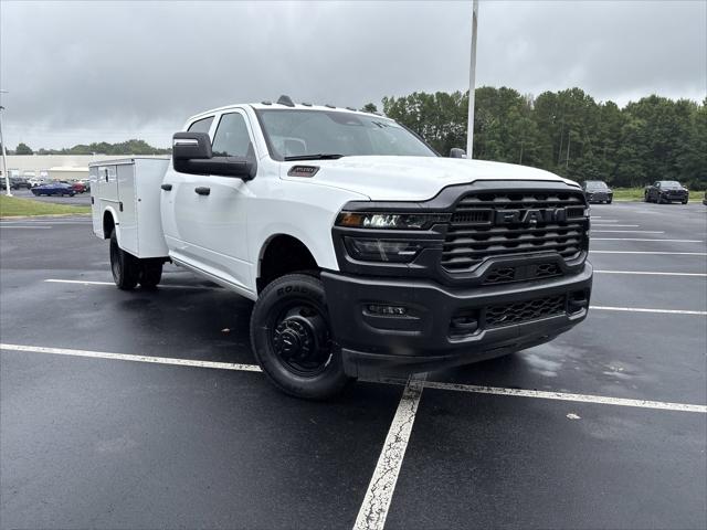2025 RAM Ram 3500 Chassis Cab RAM 3500 TRADESMAN CREW CAB CHASSIS 4X4 60 CA