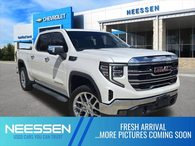 2022 GMC Sierra 1500 4WD Crew Cab Short Box SLT