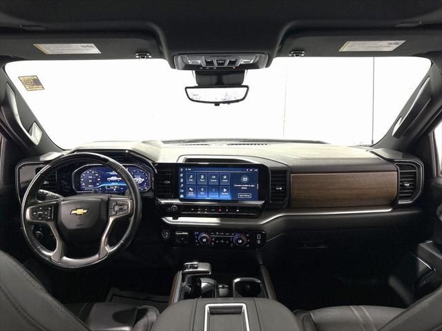 2022 Chevrolet Silverado 1500 4WD Crew Cab Short Bed High Country