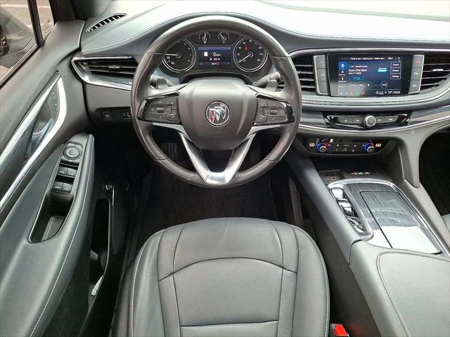 2023 Buick Enclave Essence AWD