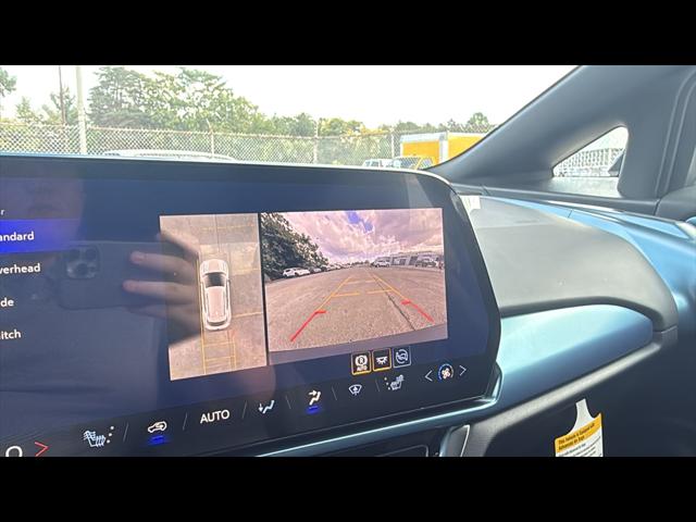 2026 Chevrolet Equinox LT2 w/PDE