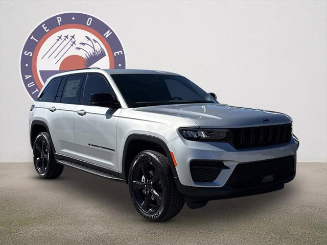 2025 Jeep Grand Cherokee GRAND CHEROKEE ALTITUDE X 4X2