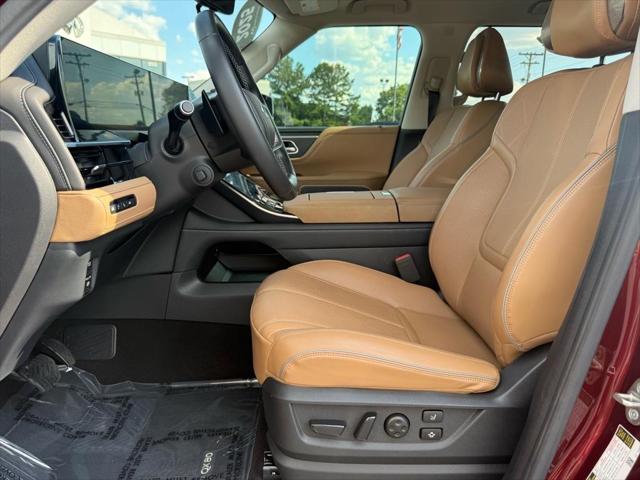 2025 INFINITI QX80 SENSORY AWD