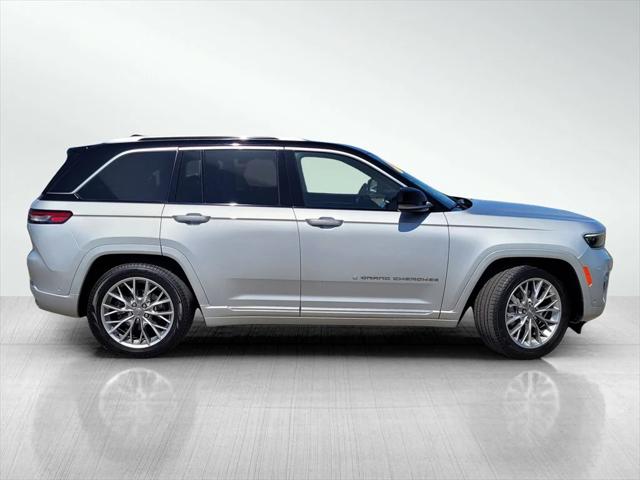 2022 Jeep Grand Cherokee Summit 4x4