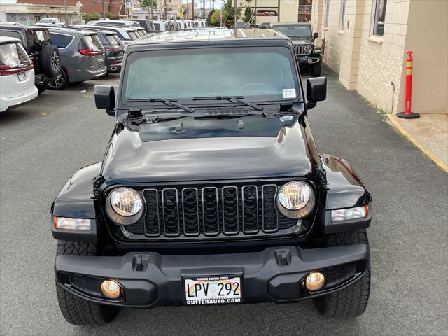 2024 Jeep Gladiator Nighthawk