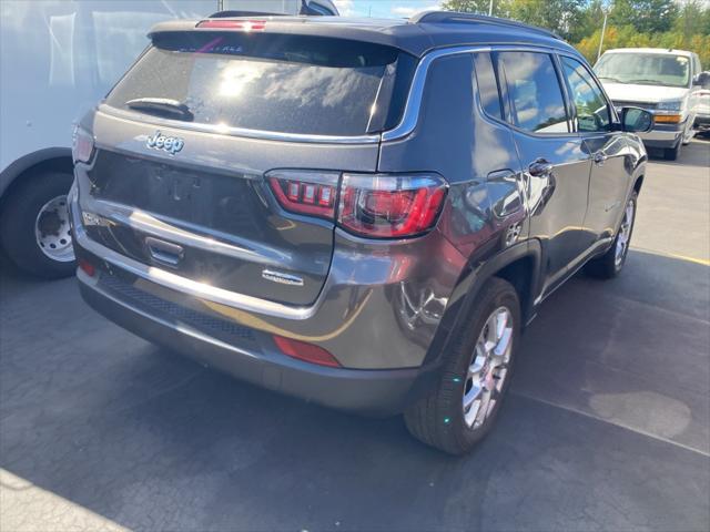 2022 Jeep Compass Latitude Lux 4x4