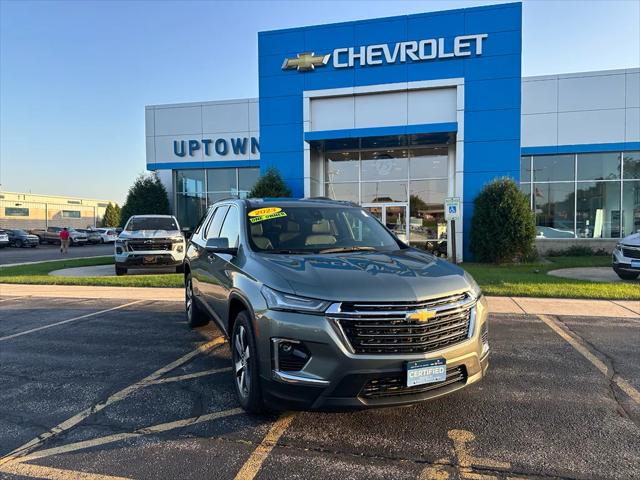 2023 Chevrolet Traverse AWD LT Leather
