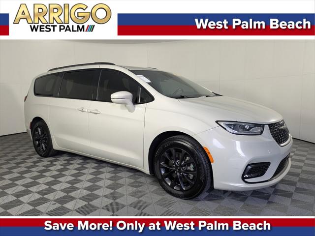 2021 Chrysler Pacifica Touring