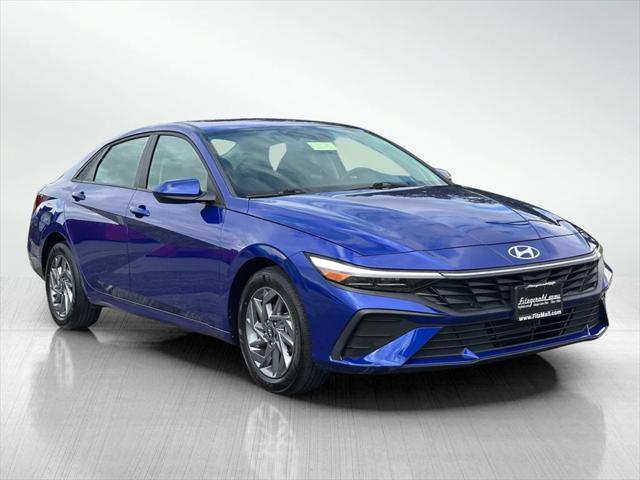 2024 Hyundai Elantra SEL 2024 Hyundai Elantra SEL