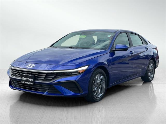 2024 Hyundai Elantra SEL 2024 Hyundai Elantra SEL