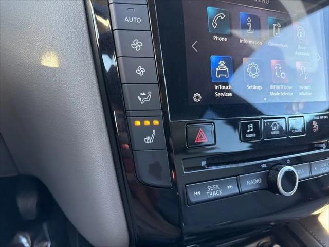 2024 INFINITI QX50 LUXE