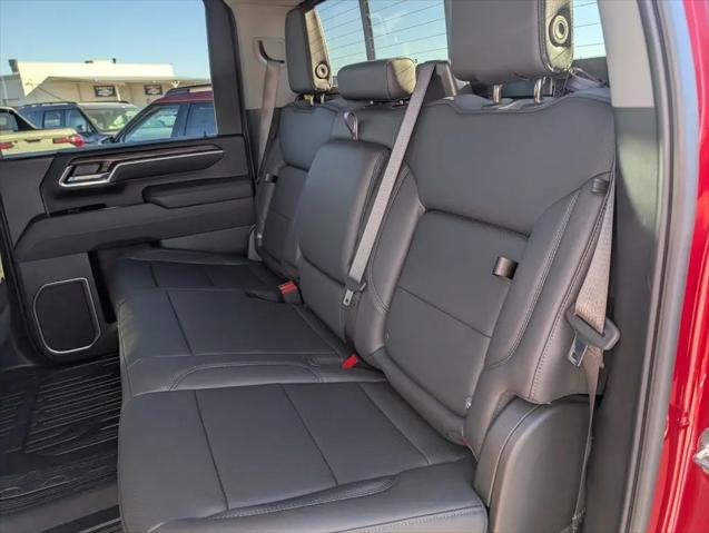 2026 GMC Sierra 2500HD Crew Cab, Standard Bed, SLT, 4WD
