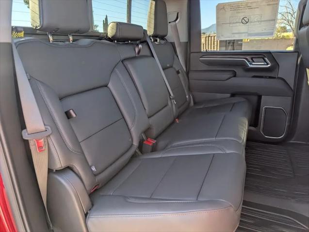 2026 GMC Sierra 2500HD Crew Cab, Standard Bed, SLT, 4WD