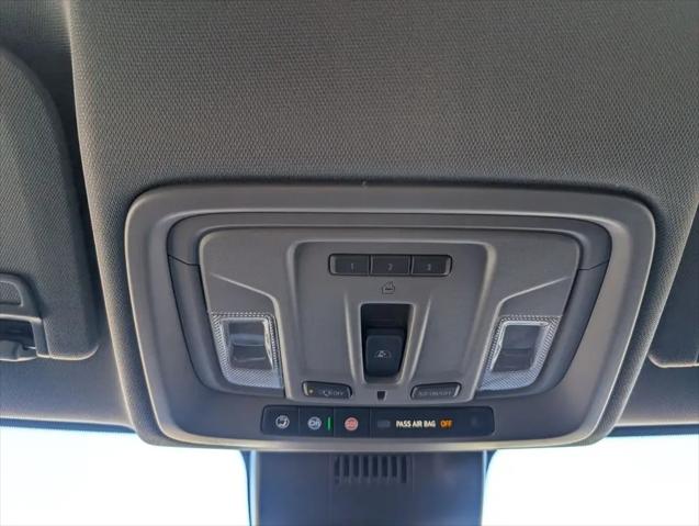 2026 GMC Sierra 2500HD Crew Cab, Standard Bed, SLT, 4WD
