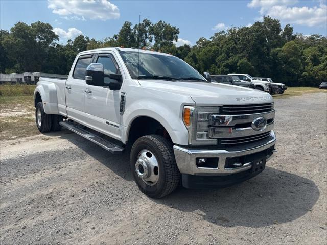 2017 Ford F-350 LARIAT