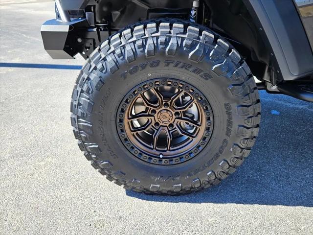 2025 Jeep Wrangler 4-Door Summit 4x4