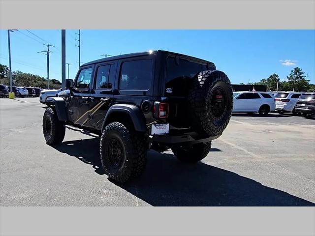 2025 Jeep Wrangler 4-Door Summit 4x4
