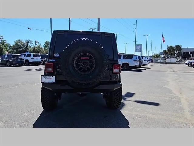 2025 Jeep Wrangler 4-Door Summit 4x4