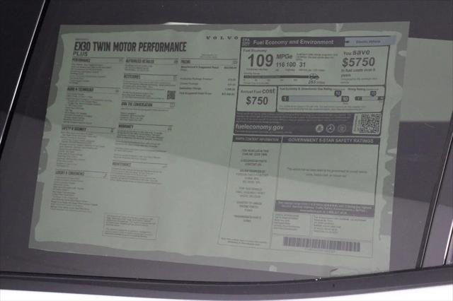 2025 Volvo EX30 Plus Twin Motor Performance, Fully electric