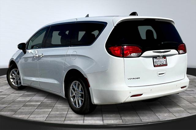2022 Chrysler Voyager LX 2022 Chrysler Voyager LX