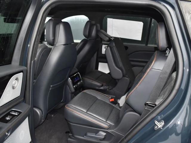 2025 Lincoln Aviator Black Label