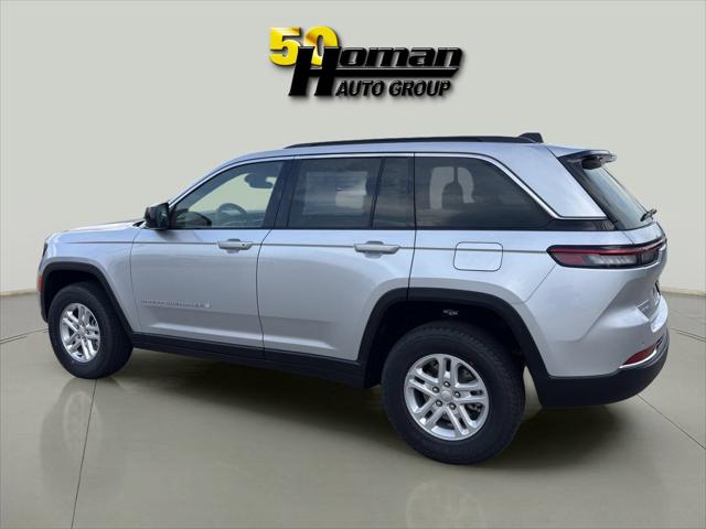 2025 Jeep Grand Cherokee GRAND CHEROKEE LAREDO 4X4