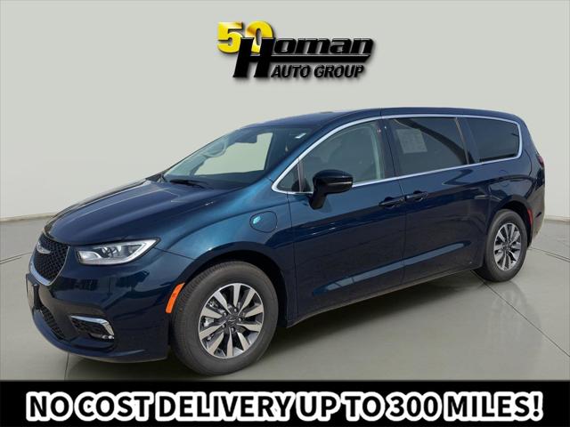 2024 Chrysler Pacifica Hybrid Select 2024 Chrysler Pacifica Hybrid Select