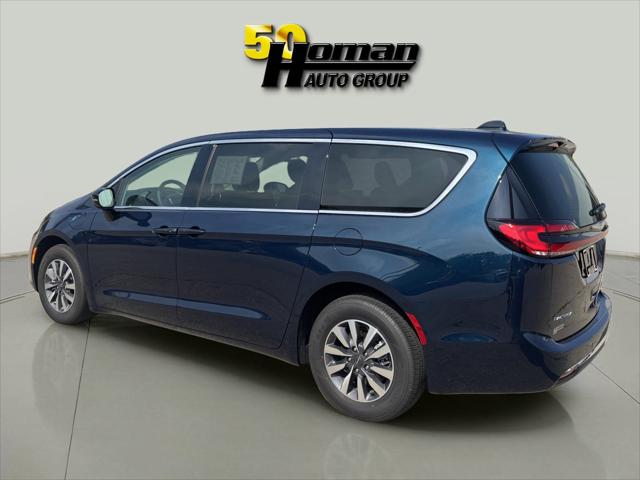 2024 Chrysler Pacifica Hybrid Select 2024 Chrysler Pacifica Hybrid Select