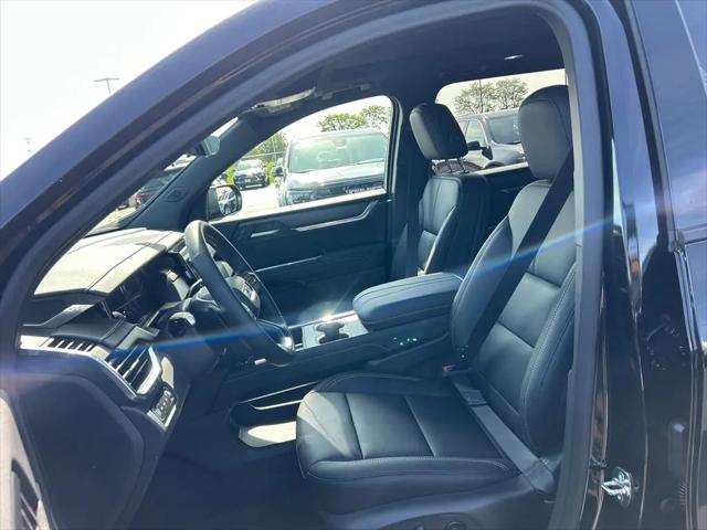 2026 GMC Acadia Elevation AWD