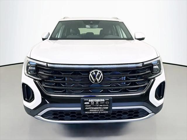 2026 Volkswagen Atlas Cross Sport SE with Technology