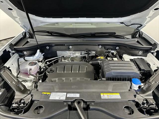 2026 Volkswagen Atlas Cross Sport SE with Technology