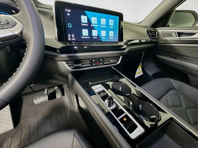 2026 Volkswagen Atlas Cross Sport SE with Technology