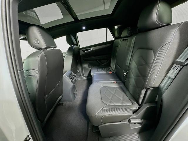 2026 Volkswagen Atlas Cross Sport SE with Technology