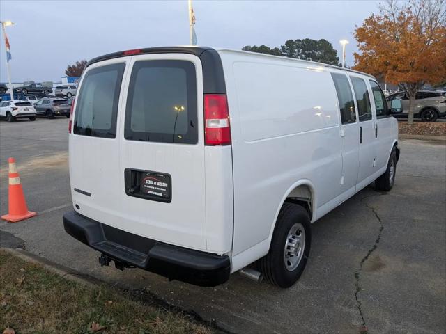 2025 Chevrolet Express Cargo Van RWD 2500 Extended Wheelbase WT