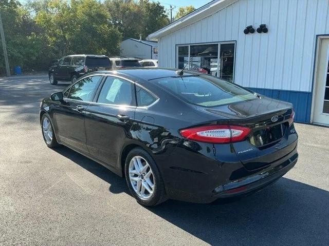 2016 Ford Fusion SE