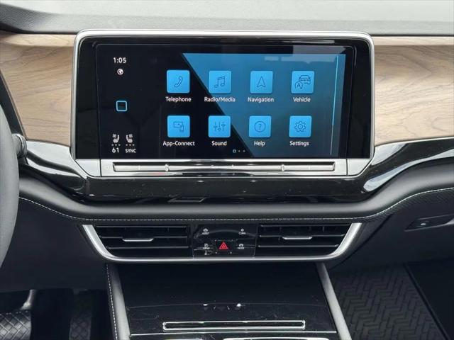 2026 Volkswagen Atlas SE with Technology