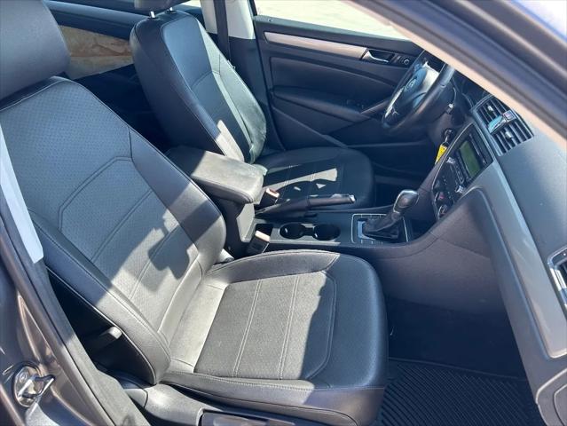 2014 Volkswagen Passat 1.8T Wolfsburg Edition