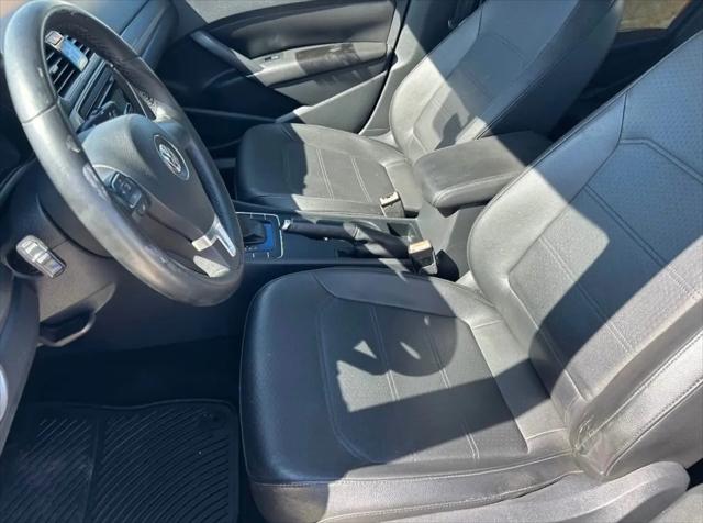 2014 Volkswagen Passat 1.8T Wolfsburg Edition
