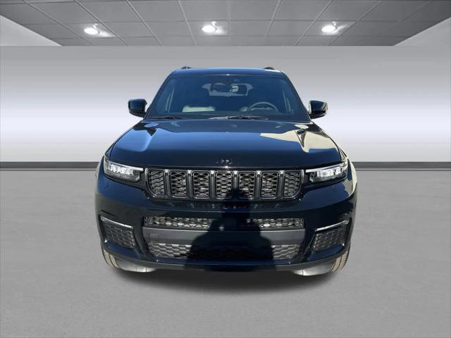 2025 Jeep Grand Cherokee L Limited 4x2