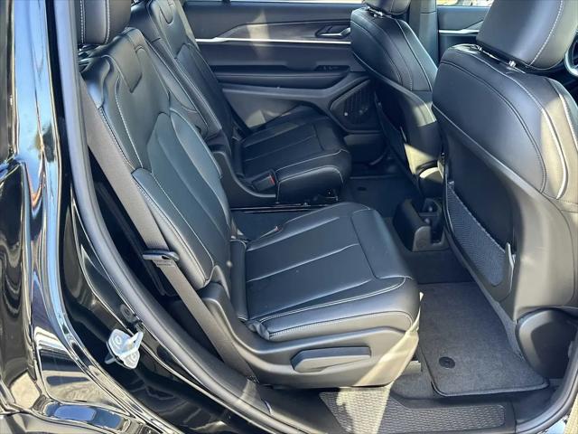 2025 Jeep Grand Cherokee L Limited 4x2