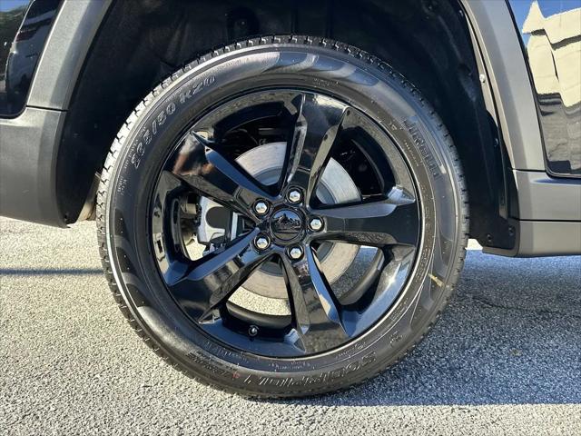 2025 Jeep Grand Cherokee L Limited 4x2