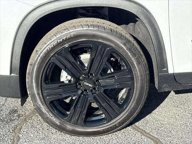 2026 GMC Acadia Elevation FWD
